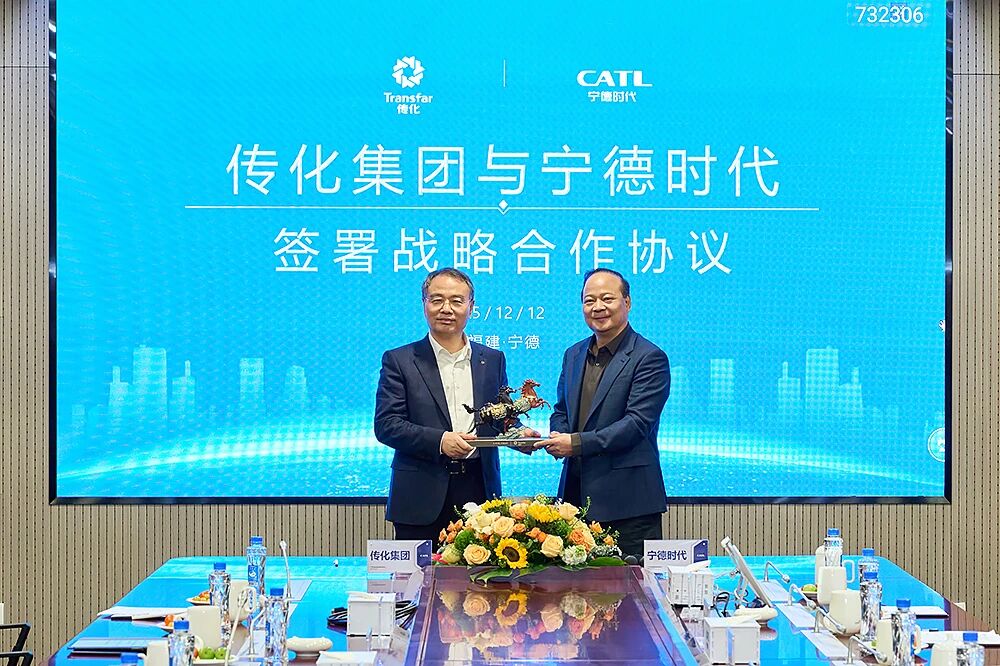 17657635529917386nzI.jpg 2014.jpg