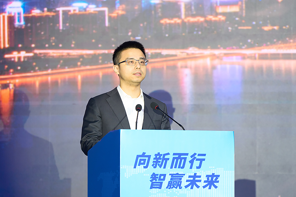 17674944991166597fWt.jpg 001.jpg